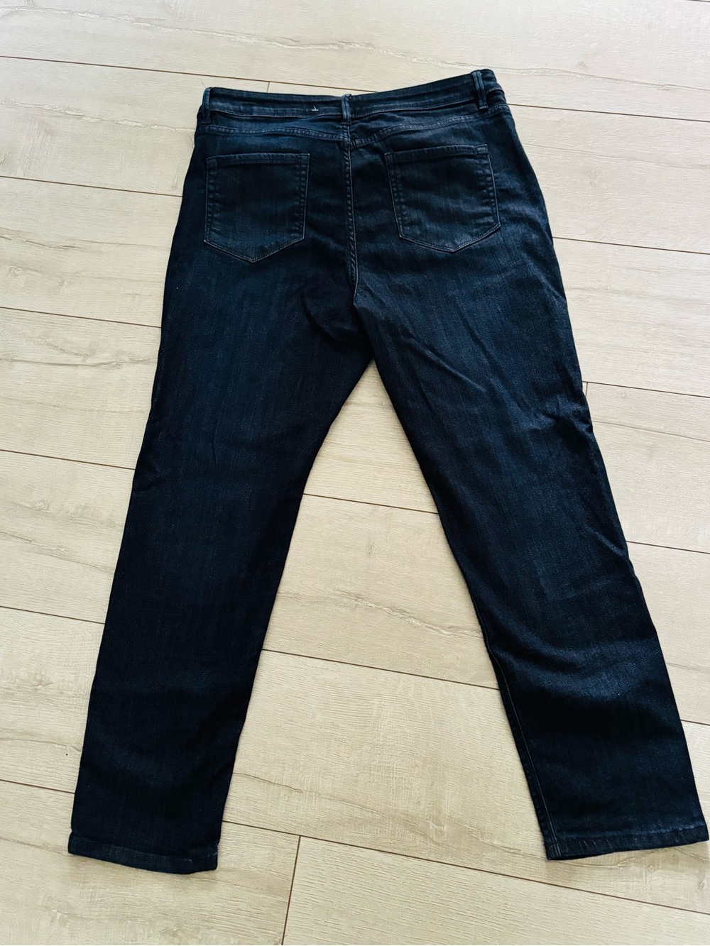 J.Jill Women’s Dark Indigo Wash Straight Leg Jeans size 14 petite - Picture 2 of 5